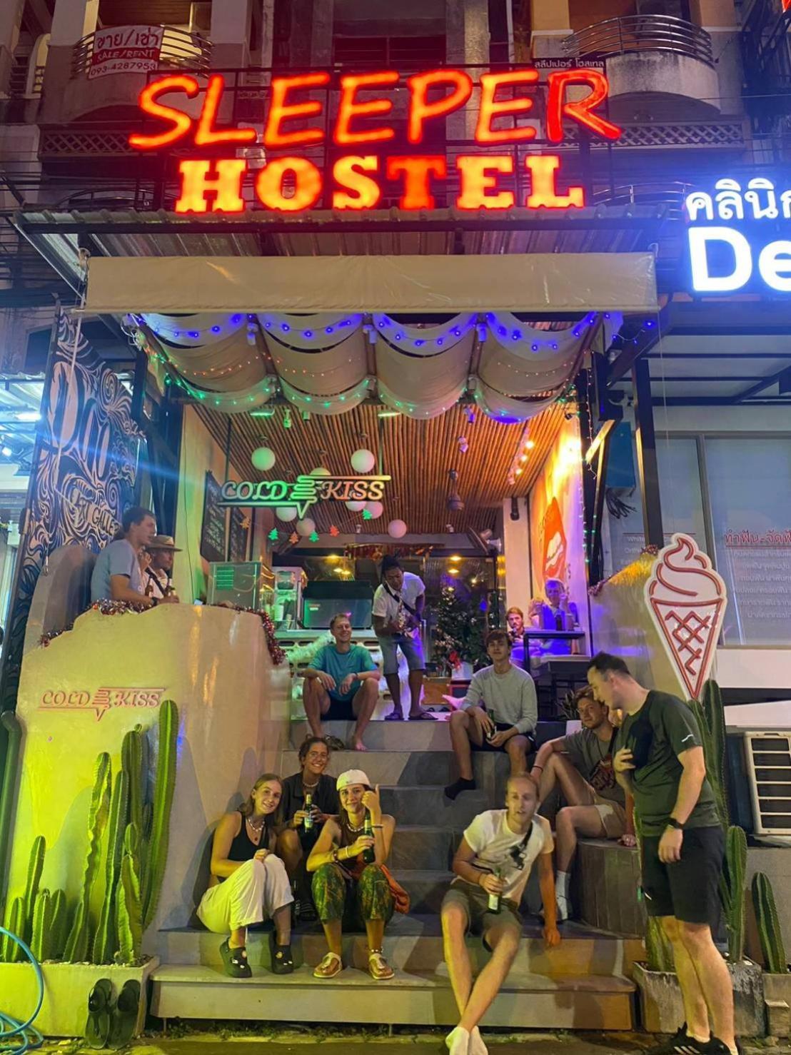 Sleeper Hostel Ao Nang Exterior photo
