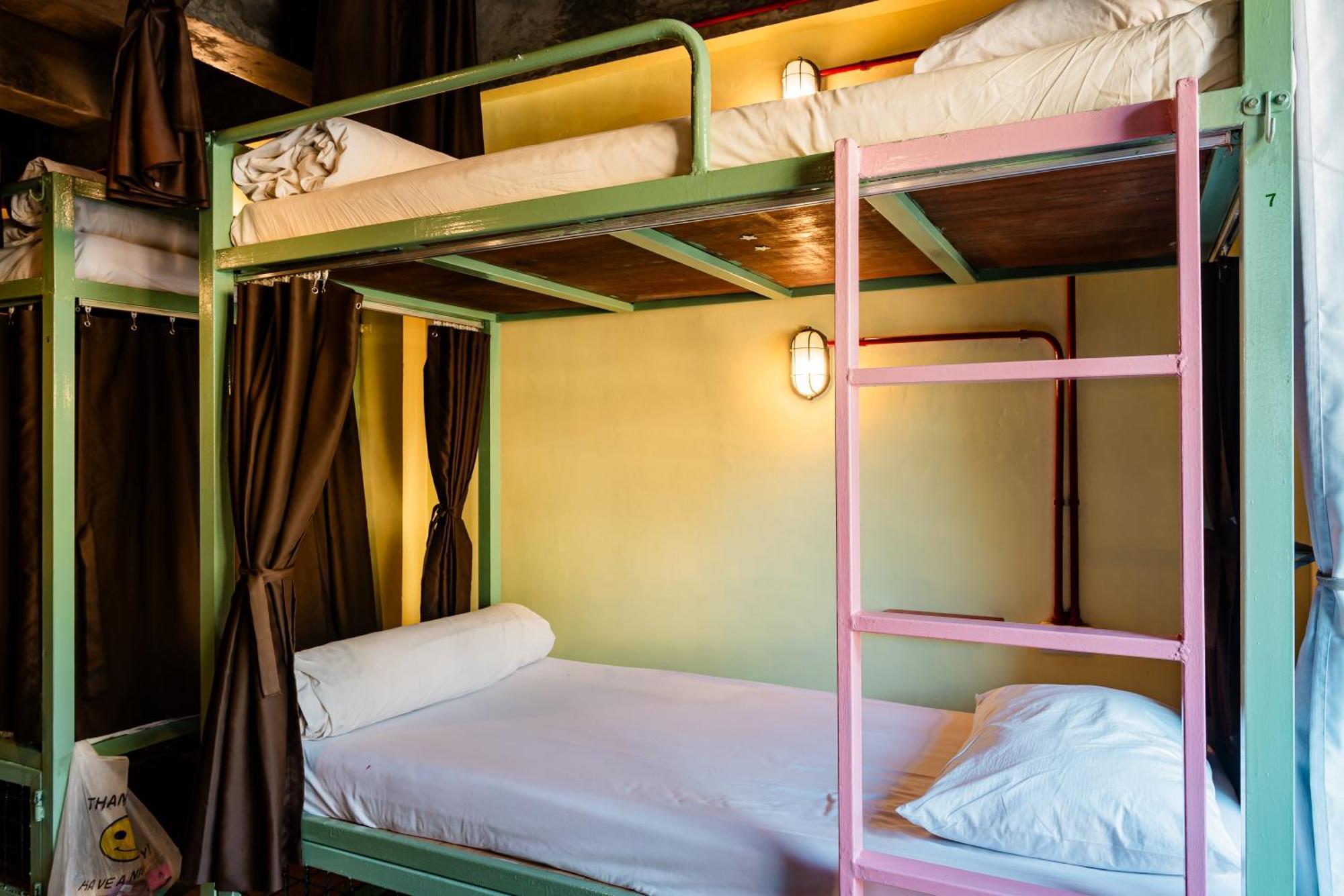 Sleeper Hostel Ao Nang Room photo