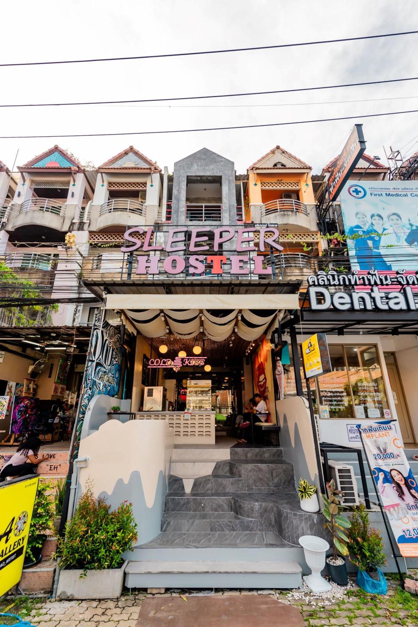 Sleeper Hostel Ao Nang Exterior photo