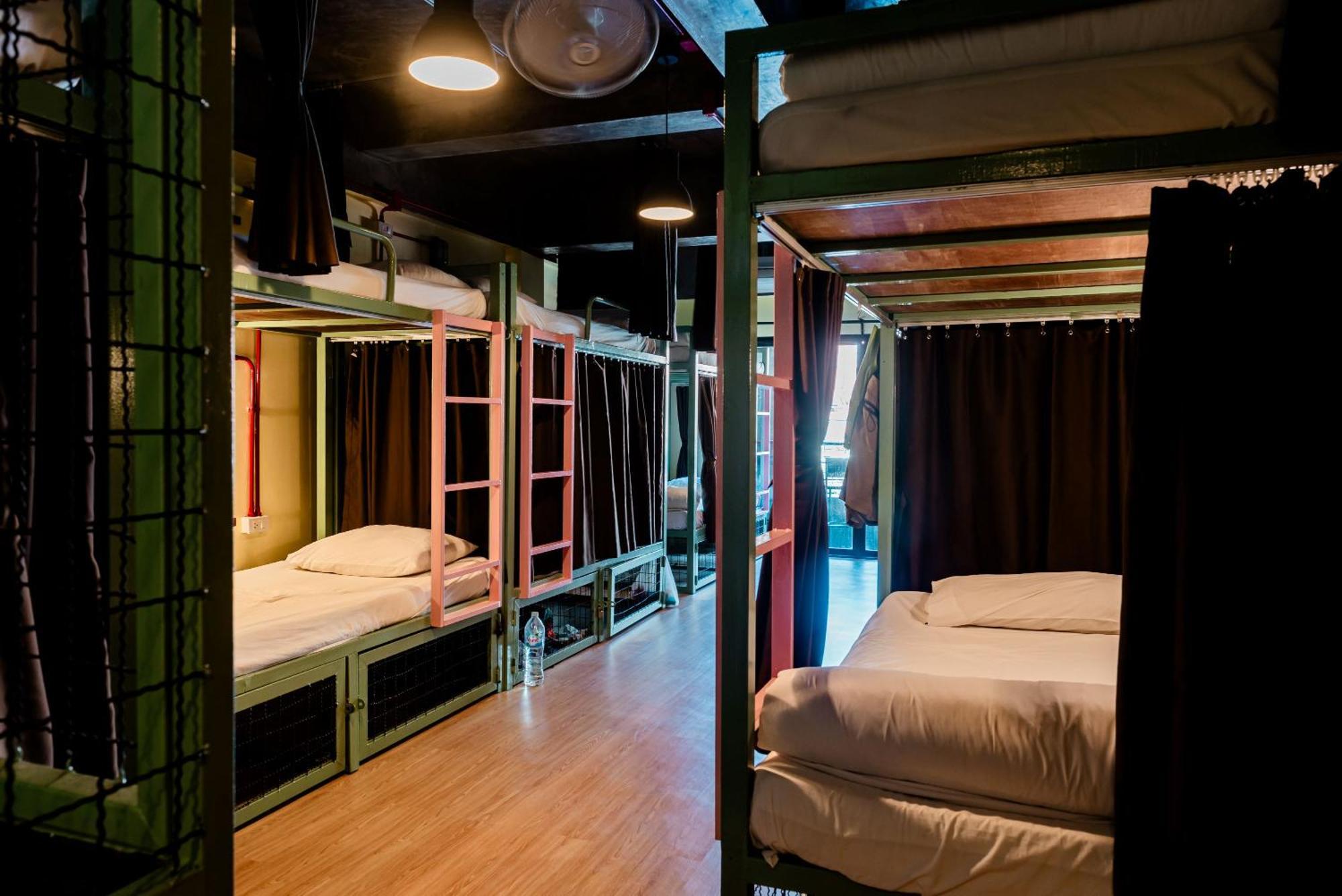 Sleeper Hostel Ao Nang Exterior photo